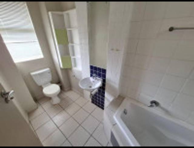 2 BEDROOM APARTMENT FOR SALE IN HILLCREST